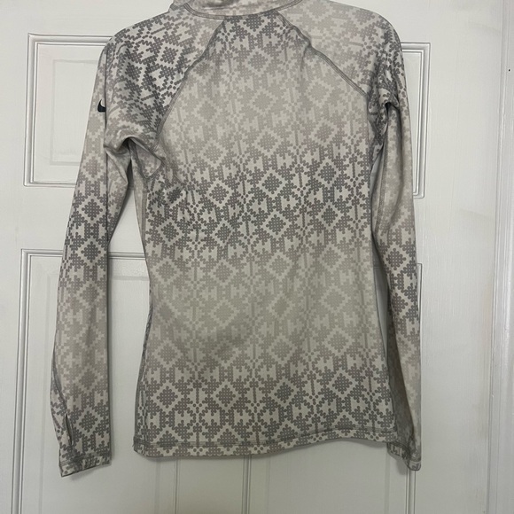 Nike Women's Gray Patterned Half-Zip Dry Fit Pullover - Picture 6 of 7